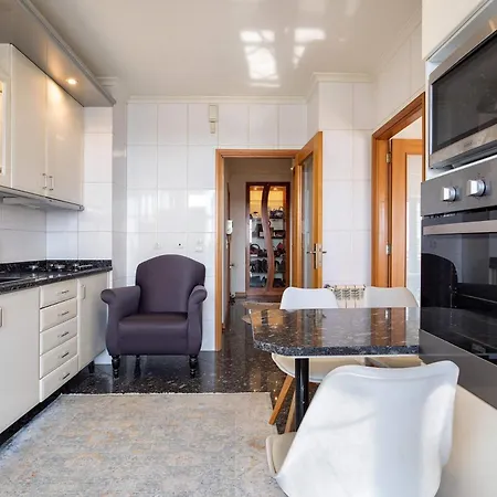 Oporto, Sea View And Marina דירה *