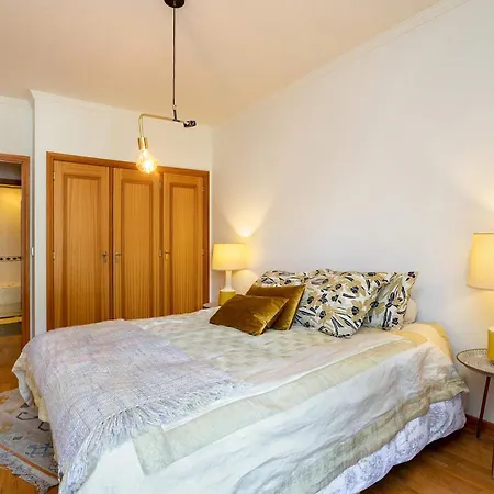 Oporto, Sea View And Marina Canidelo (Vila Nova de Gaia)